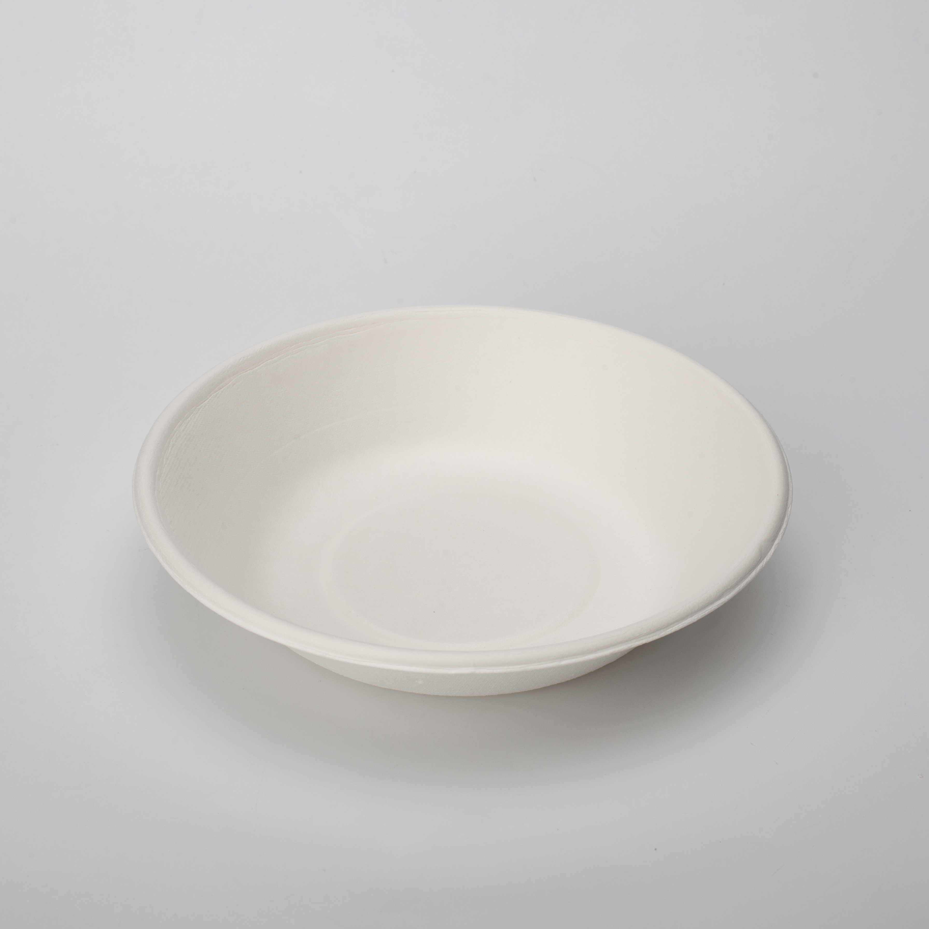  可生物降解一次性外卖甘蔗渣纸浆模制午餐碗 24 盎司（680 毫升）